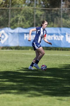 Bild 249 - wBJ Hamburger SV - Hertha BSC : Ergebnis: 5:2